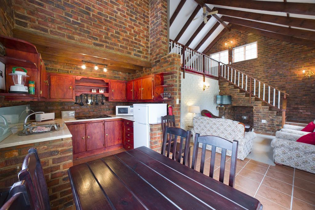 Swallows Nest Country Cottages Stormsrivier Zimmer foto